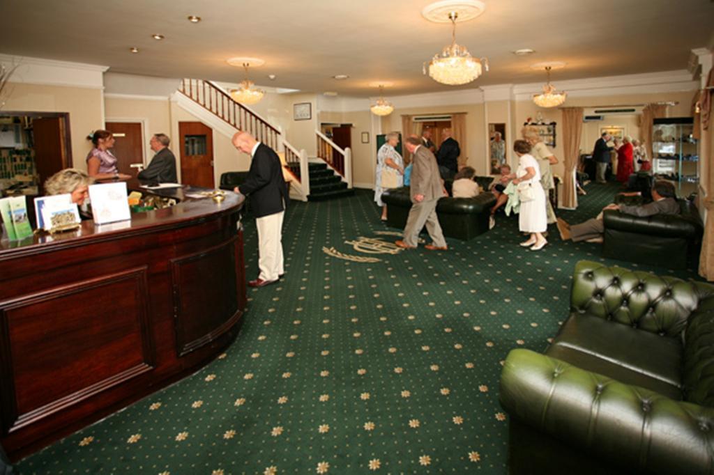 Cliff Head Hotel Carlyon Bay Esterno foto