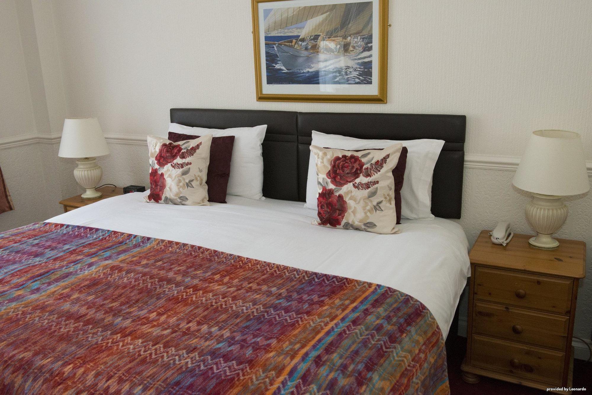 Cliff Head Hotel Carlyon Bay Esterno foto