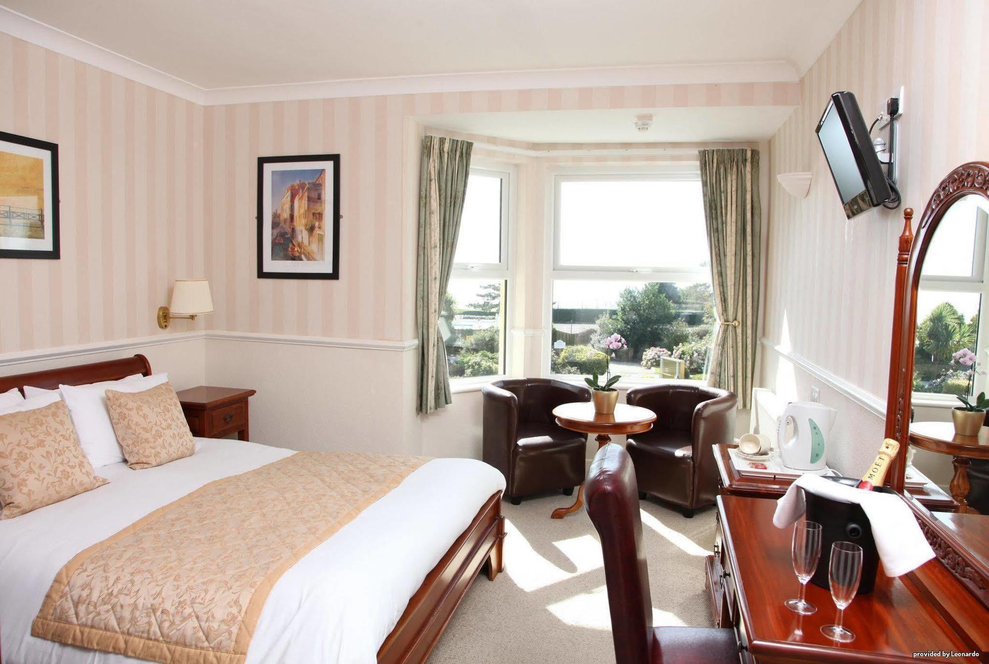 Cliff Head Hotel Carlyon Bay Camera foto